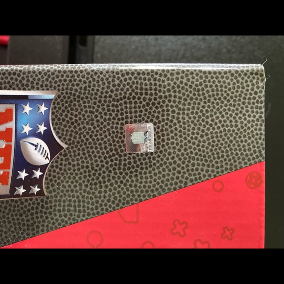 NFL NWOT women's Seahawks slip on shoes size 8 - Picture 10 of 11